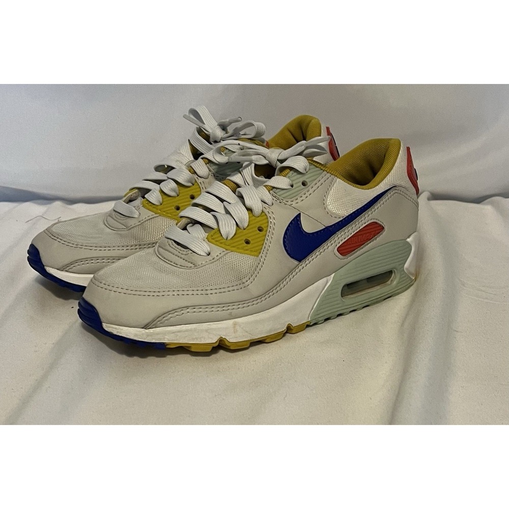 Nike Air Max 90 Summit Sneaker Women's Size 7